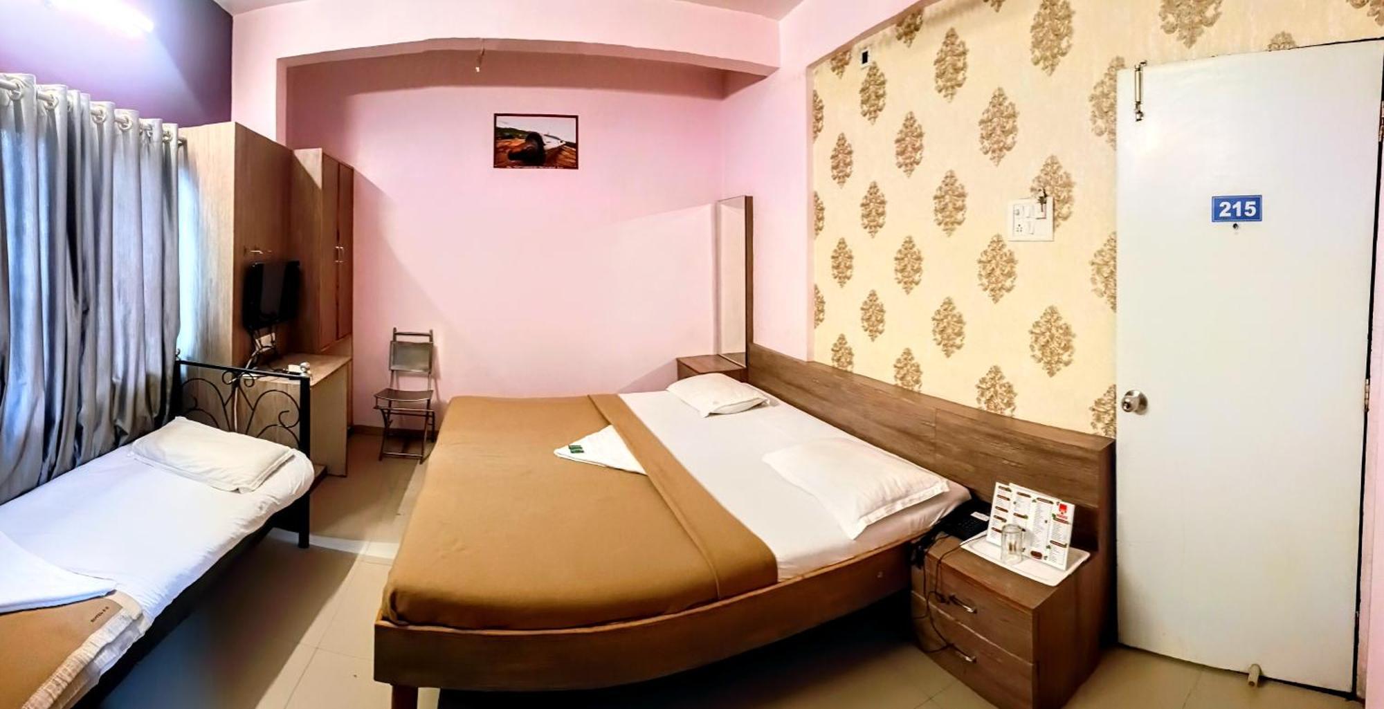 Hotel Royal Regency Aurangabad  Exterior photo